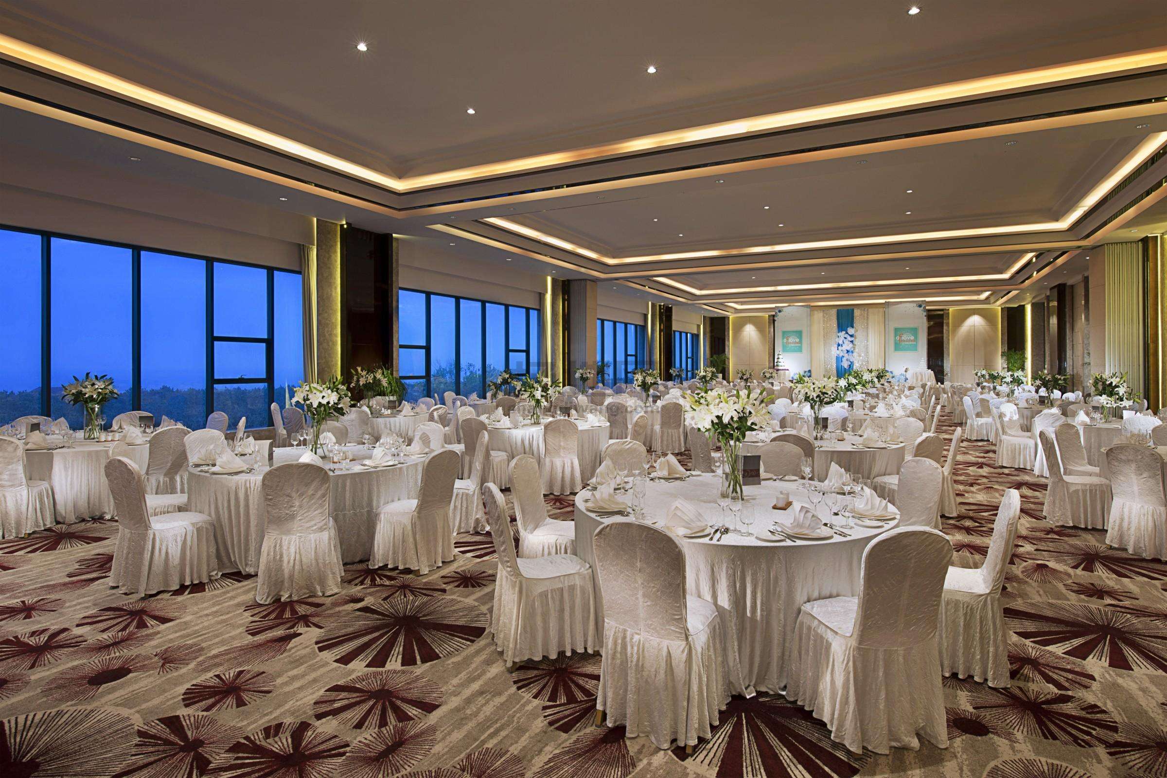 宴會(huì)廳廚房設(shè)計(jì)